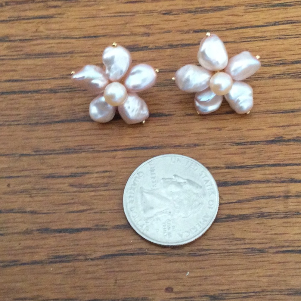 14K Blush Pink Pearl Flower Earrings